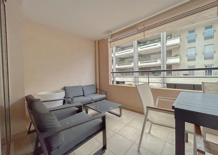 Appartement Centrale A 100 M Des Plages Rue De Provence