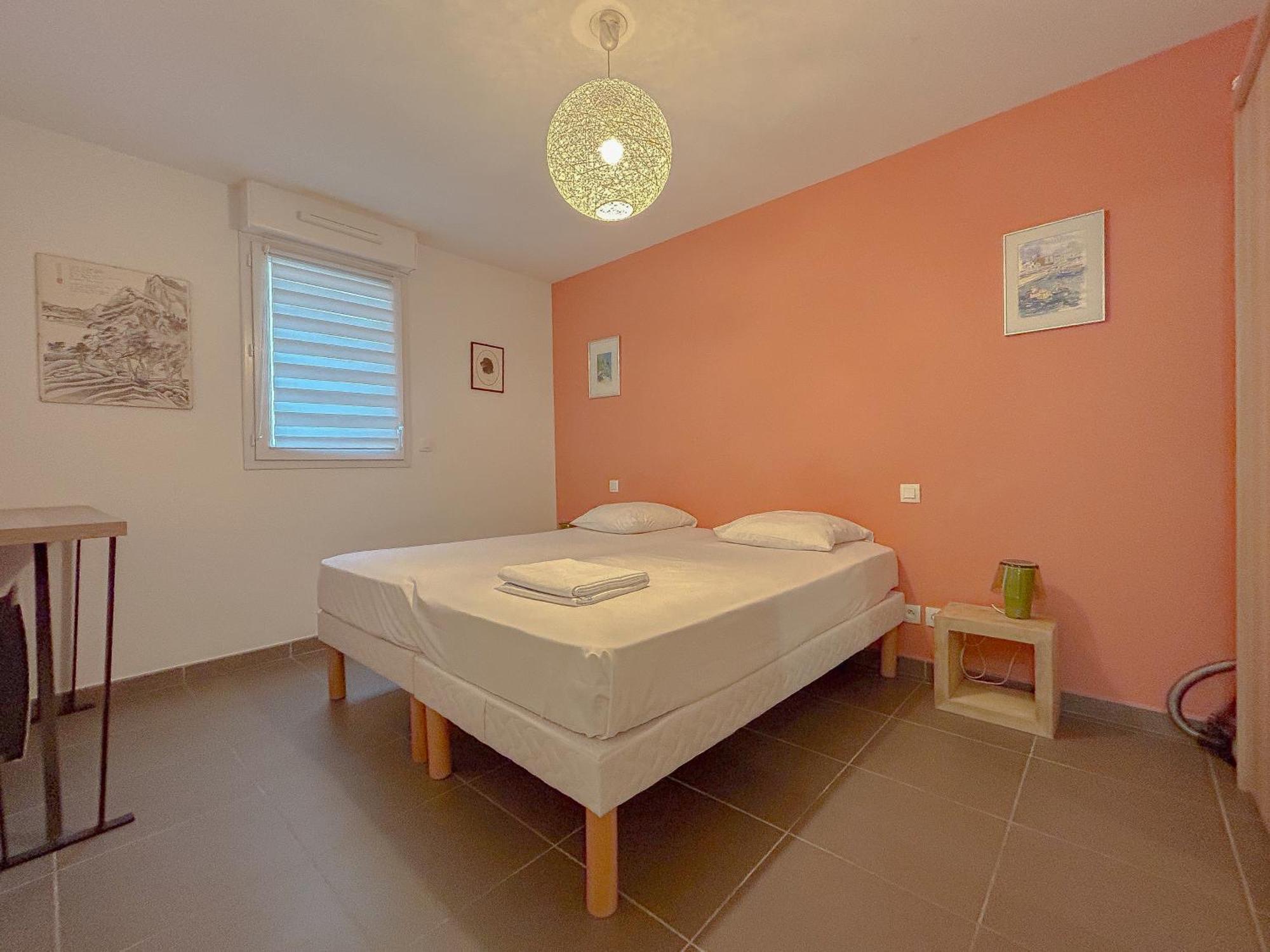 A 100 M Des Plages Rue De Provence Apartment